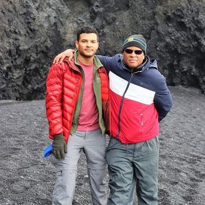 Meet your Posher, Victor